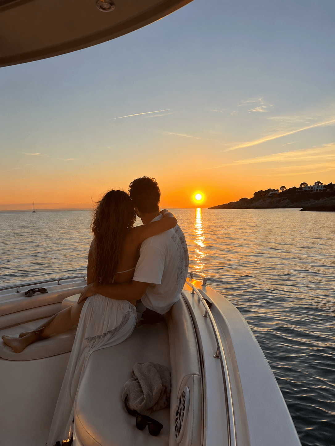 Private Romantic Sunset Sailing Trip – Pasito Blanco – 2.5 hours